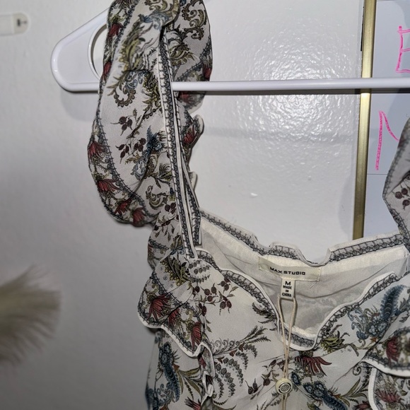 Max studio gorgeous top new - Picture 4 of 4